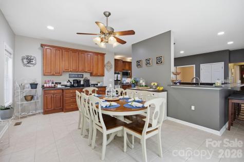 273 Cross Creek Drive Marion NC 28752