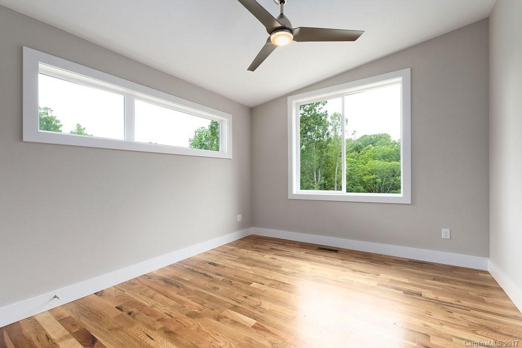 34 Mauricet Lane Asheville NC 28806