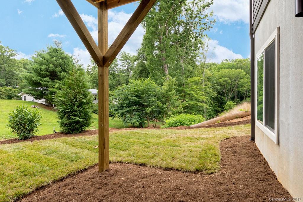 34 Mauricet Lane Asheville NC 28806