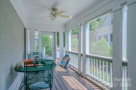 8 Creekside Way Asheville NC 28804