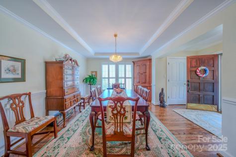 8 Creekside Way Asheville NC 28804