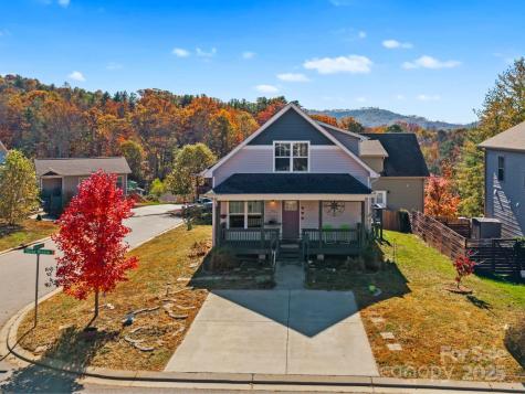 28 Yarrow Meadow Road Weaverville NC 28787