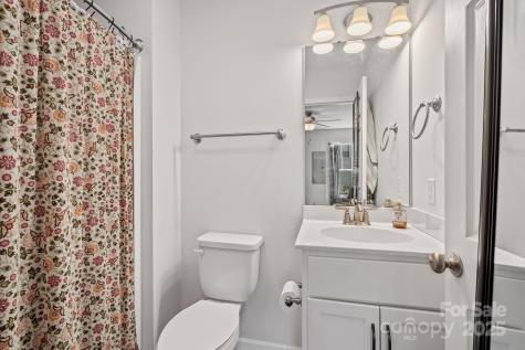 28 Yarrow Meadow Road Weaverville NC 28787