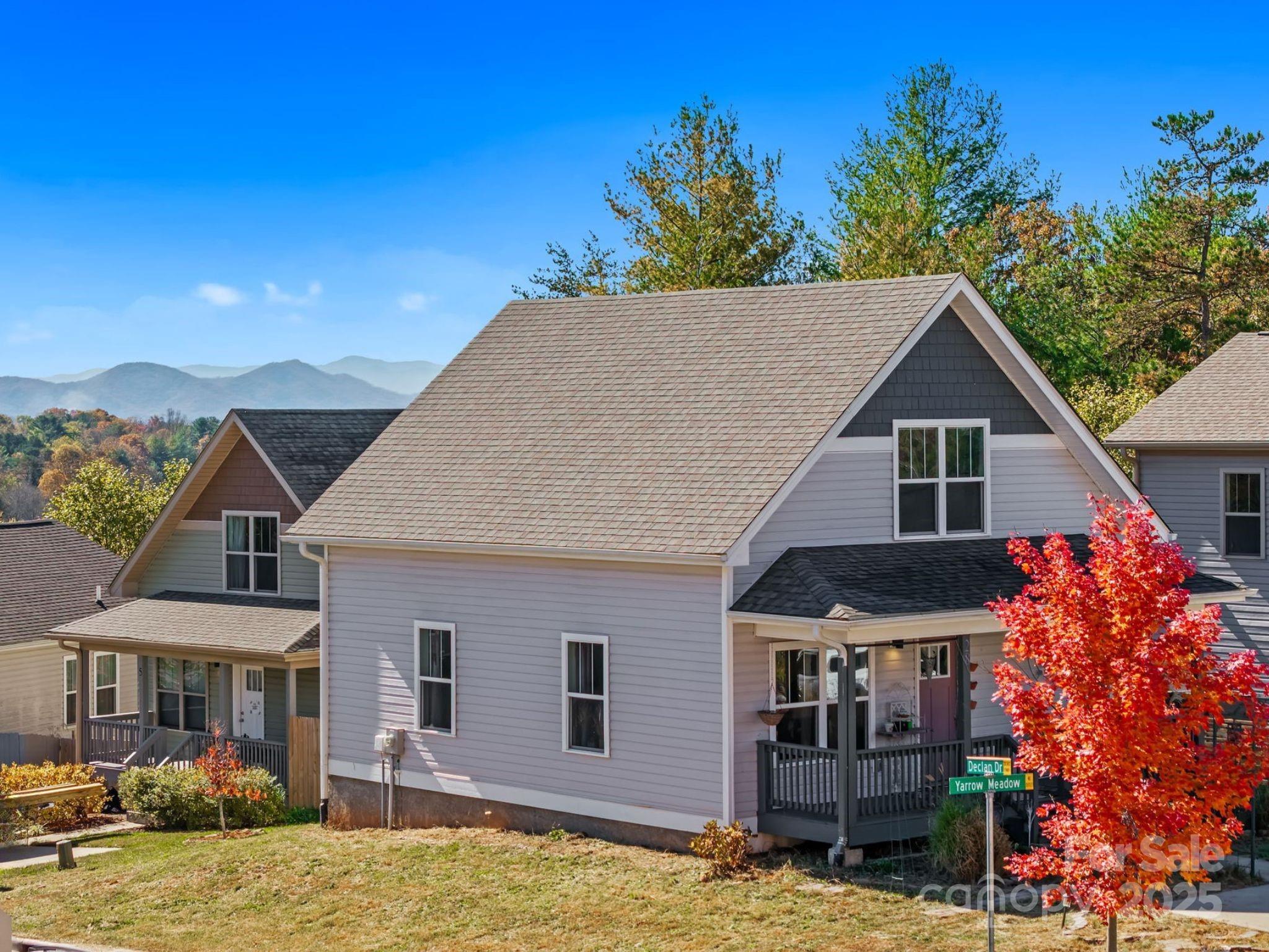 28 Yarrow Meadow Road Weaverville NC 28787