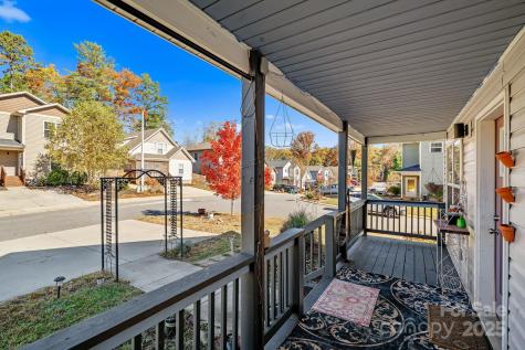 28 Yarrow Meadow Road Weaverville NC 28787