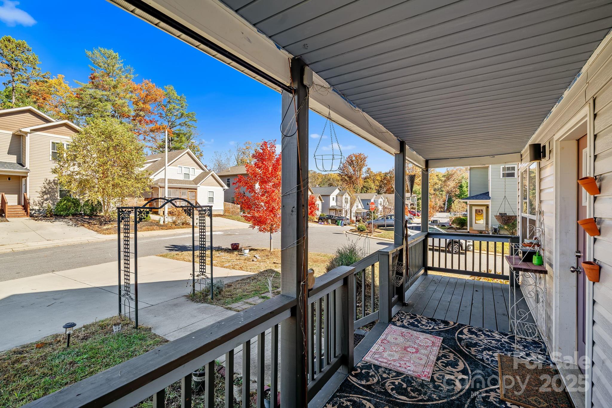 28 Yarrow Meadow Road Weaverville NC 28787