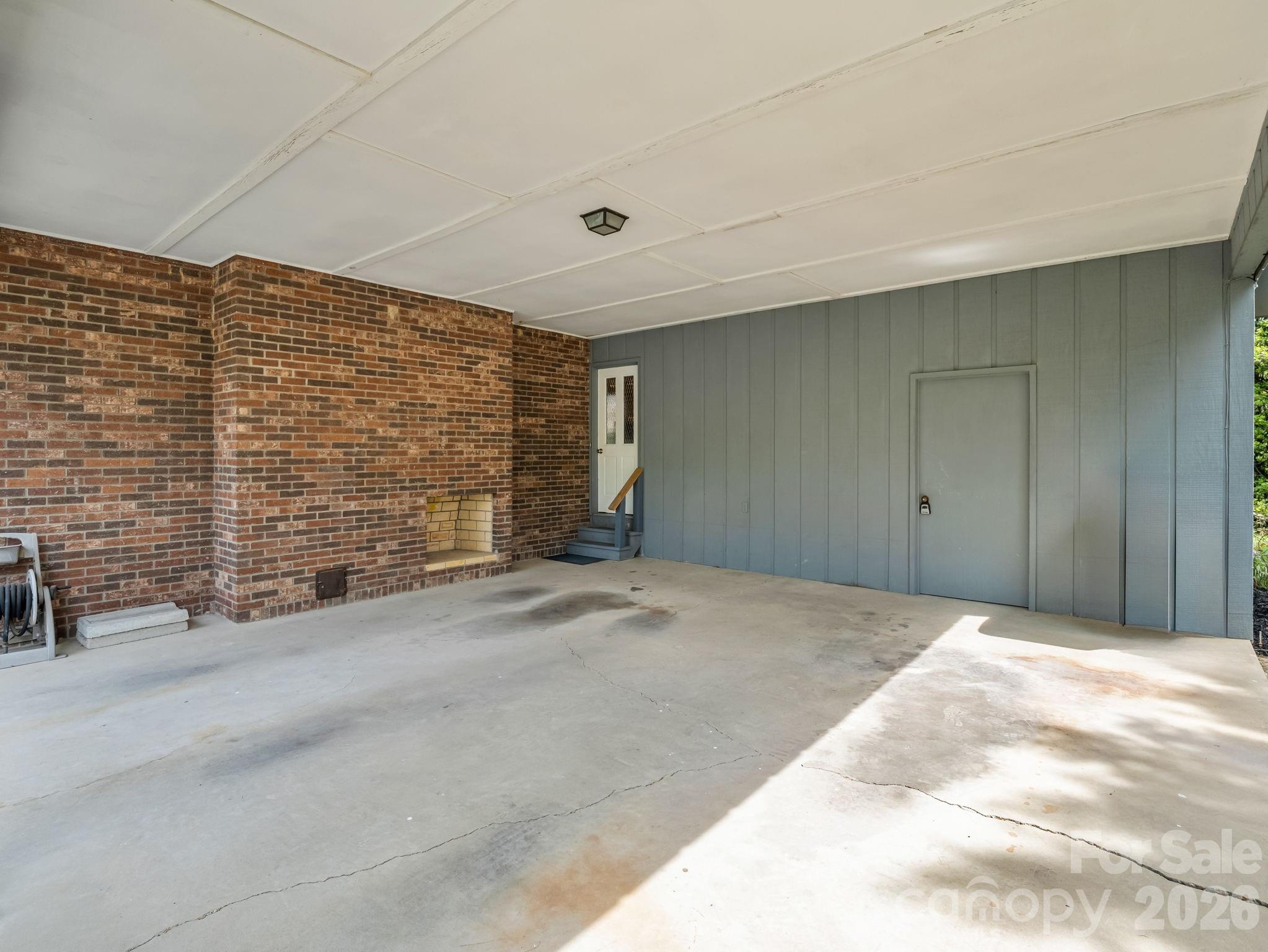 121 Greenfield Lane Hendersonville NC 28792