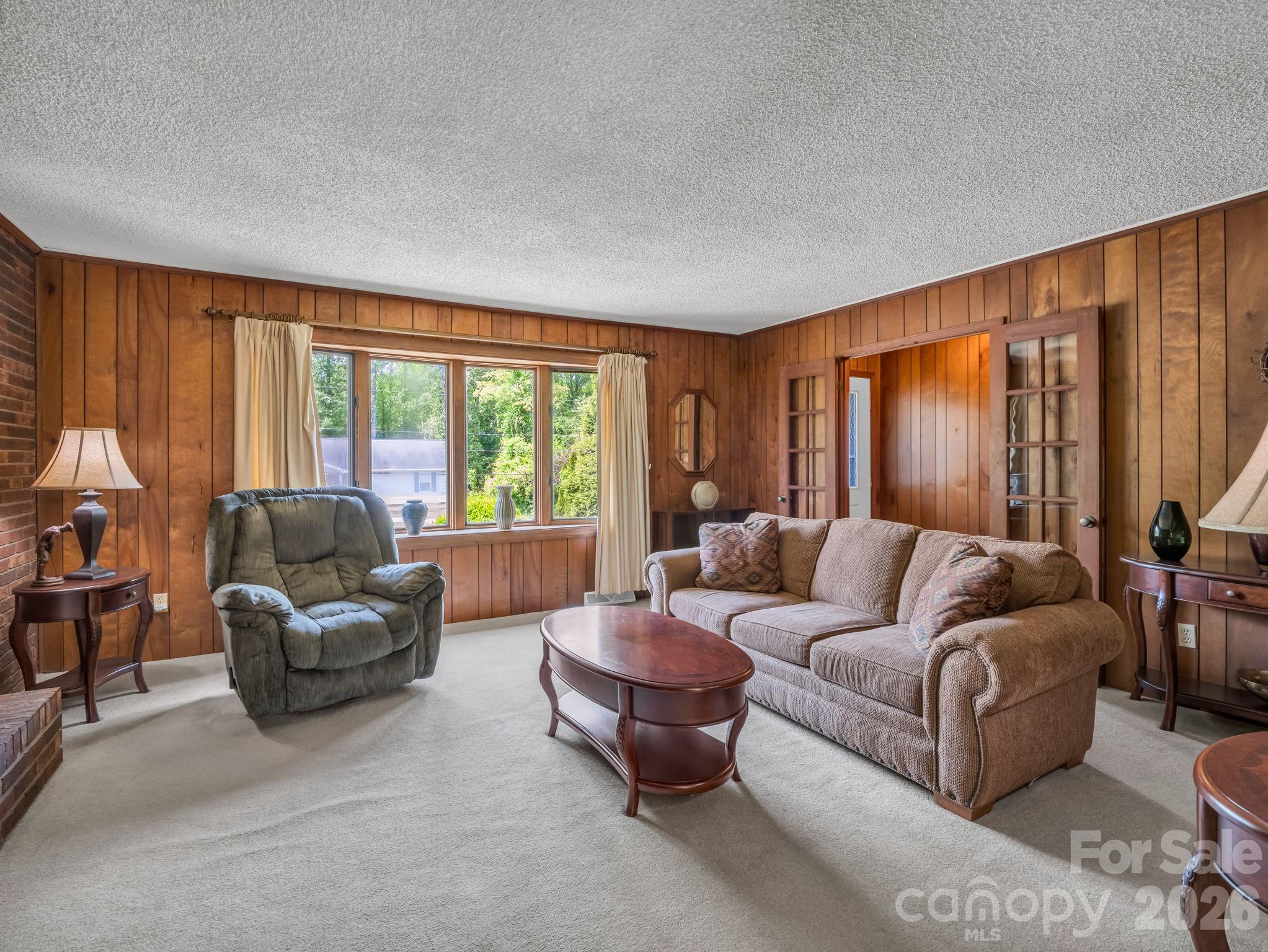 121 Greenfield Lane Hendersonville NC 28792