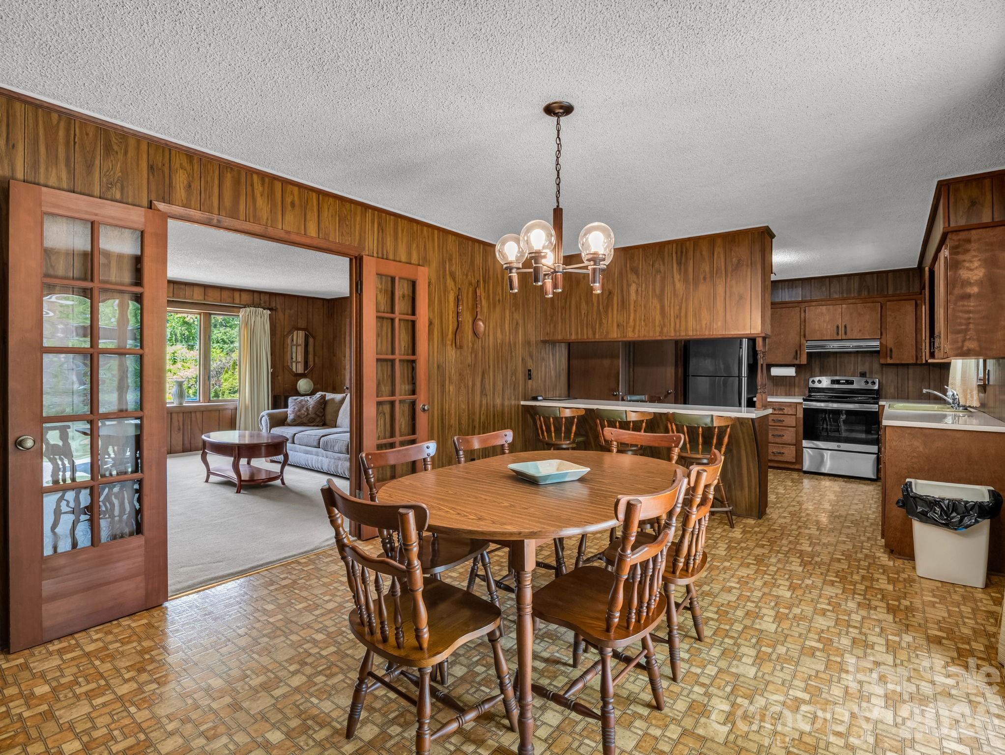 121 Greenfield Lane Hendersonville NC 28792