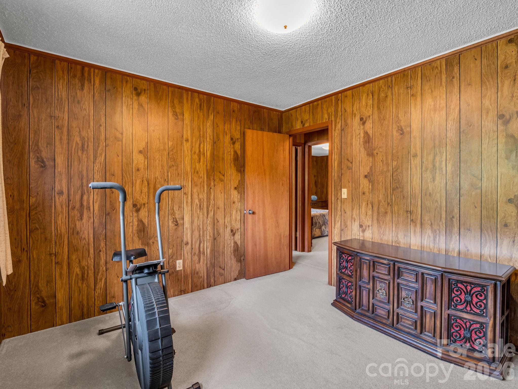 121 Greenfield Lane Hendersonville NC 28792