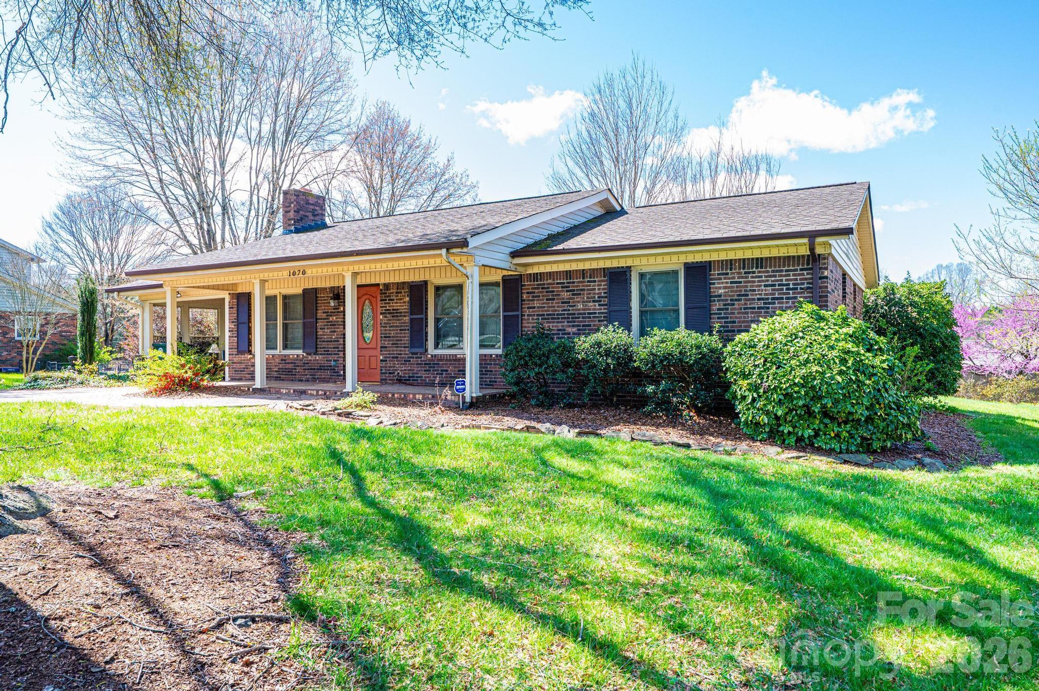 1070 S College Avenue Newton NC 28658