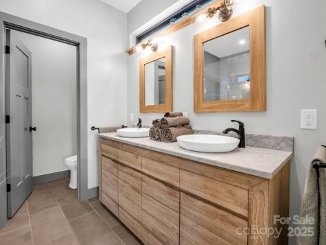 408 S Oconeechee Avenue Black Mountain NC 28711