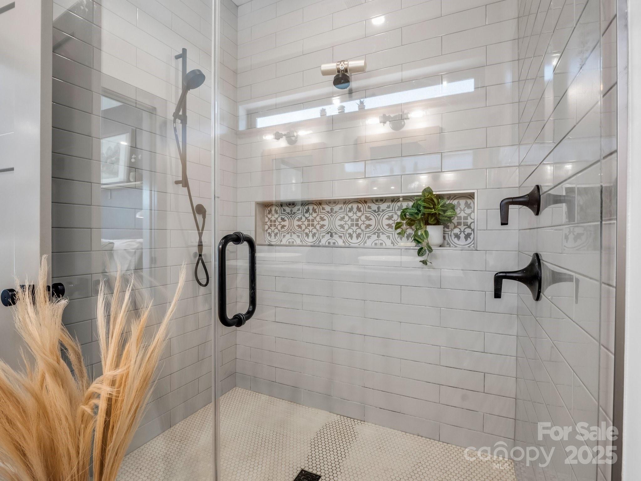 408 S Oconeechee Avenue Black Mountain NC 28711