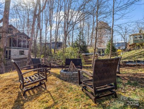 408 S Oconeechee Avenue Black Mountain NC 28711