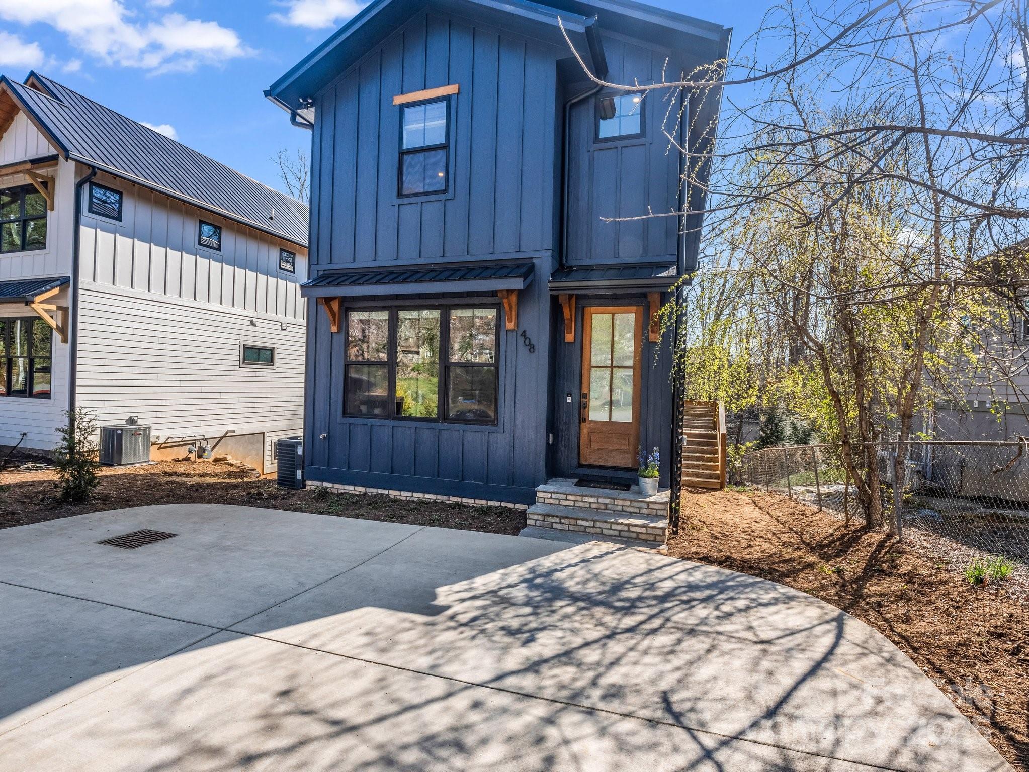 408 S Oconeechee Avenue Black Mountain NC 28711