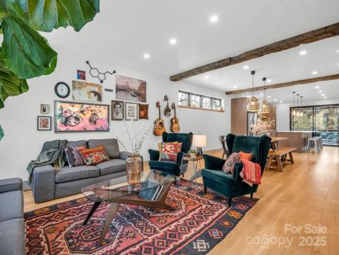 408 S Oconeechee Avenue Black Mountain NC 28711