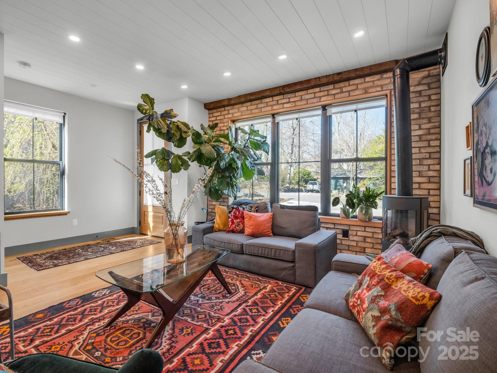 408 S Oconeechee Avenue Black Mountain NC 28711