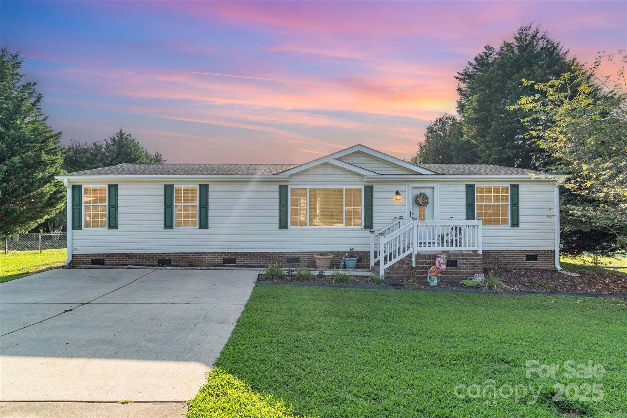 1140 Peppertree Drive Mount Holly NC 28120