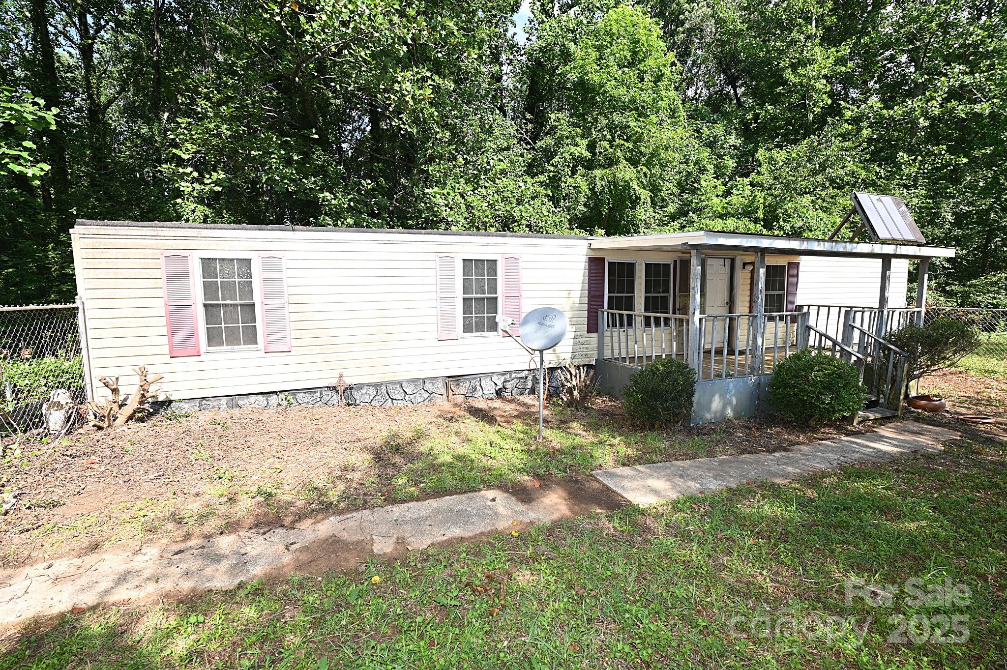 2334 Rainbow Heights Circle Lenoir NC 28645
