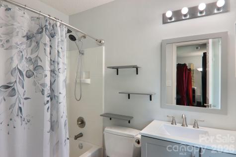 133 Highland Street Weaverville NC 28787