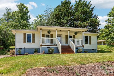 133 Highland Street Weaverville NC 28787