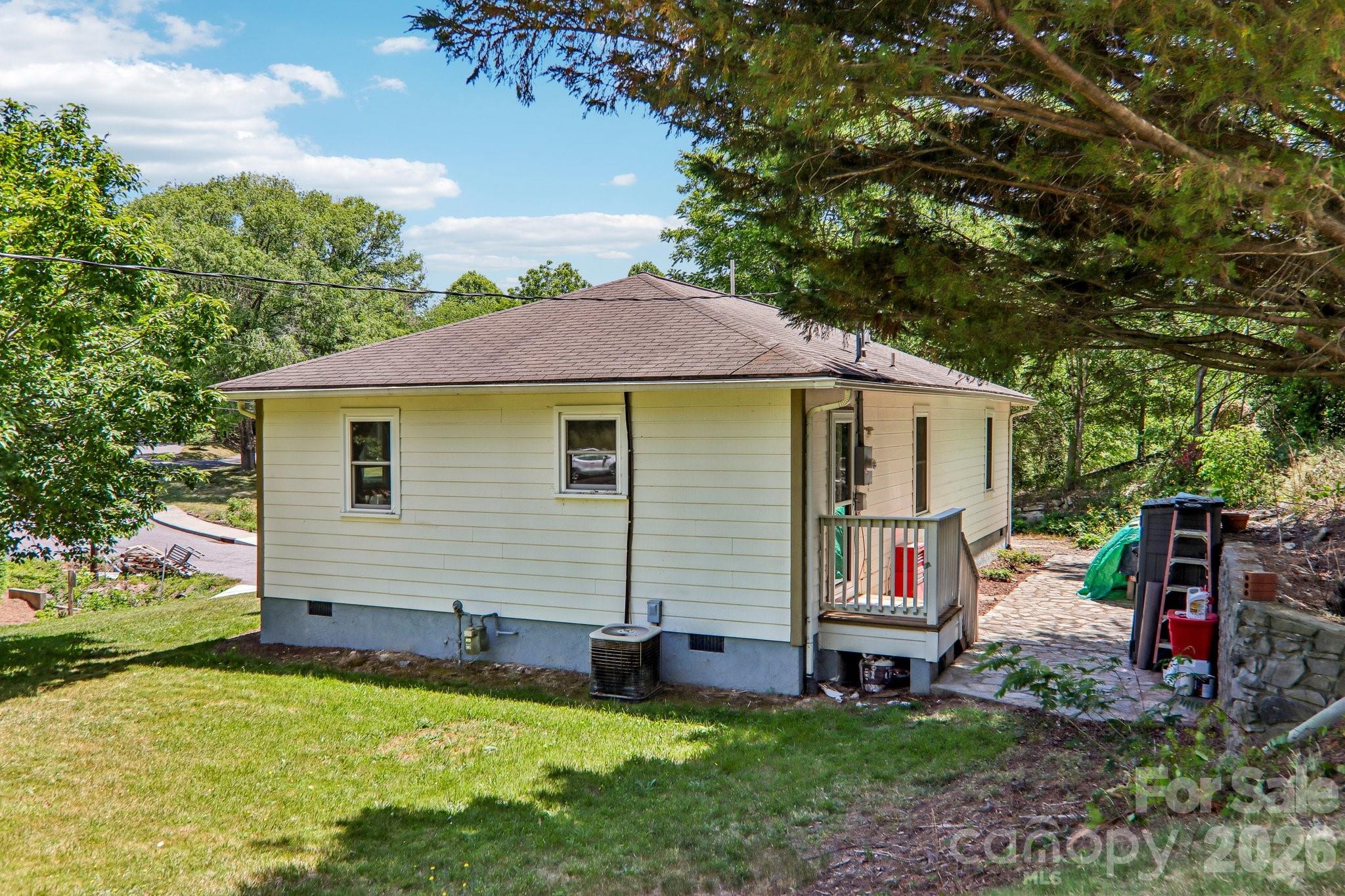 133 Highland Street Weaverville NC 28787