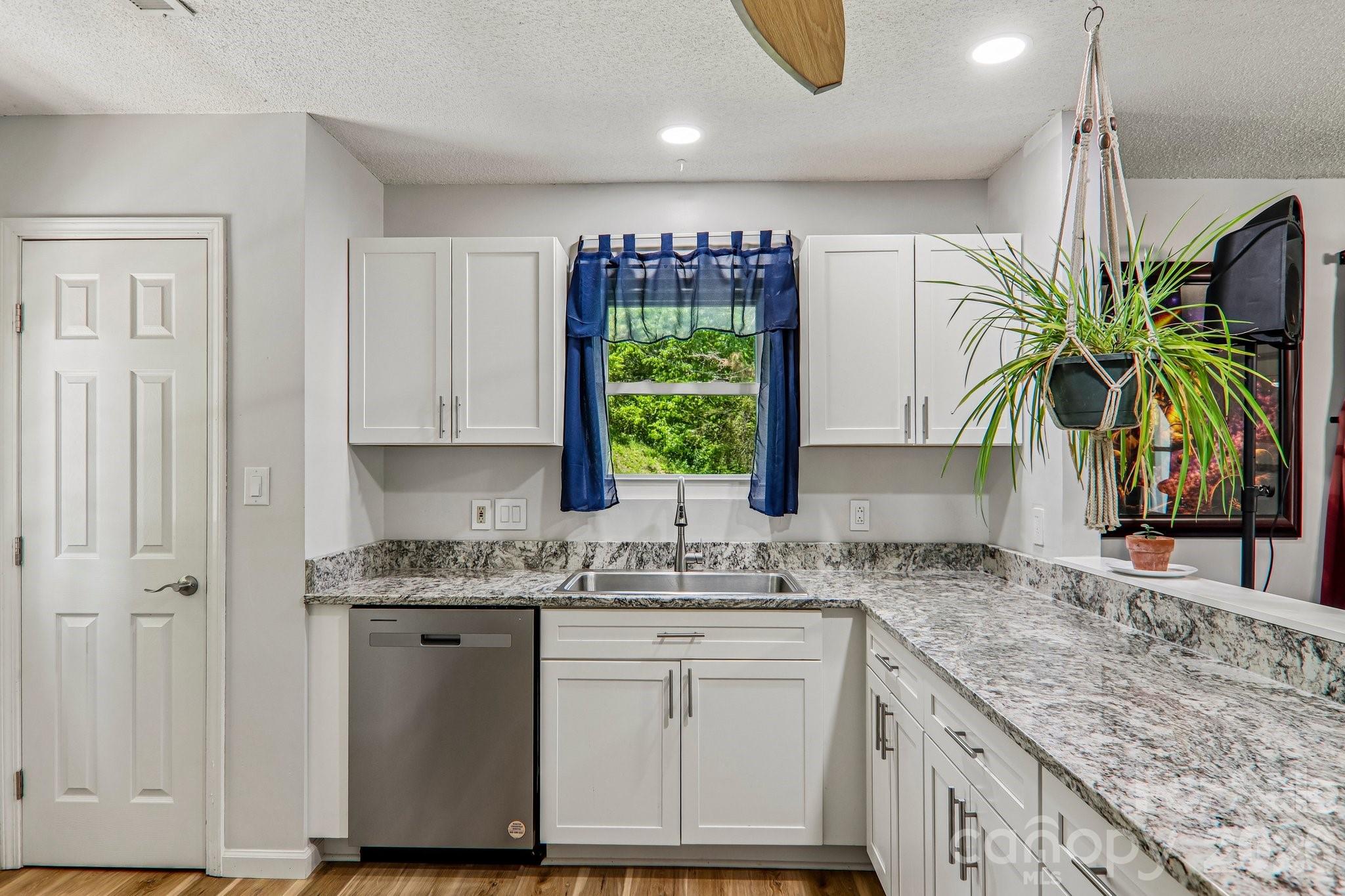 133 Highland Street Weaverville NC 28787