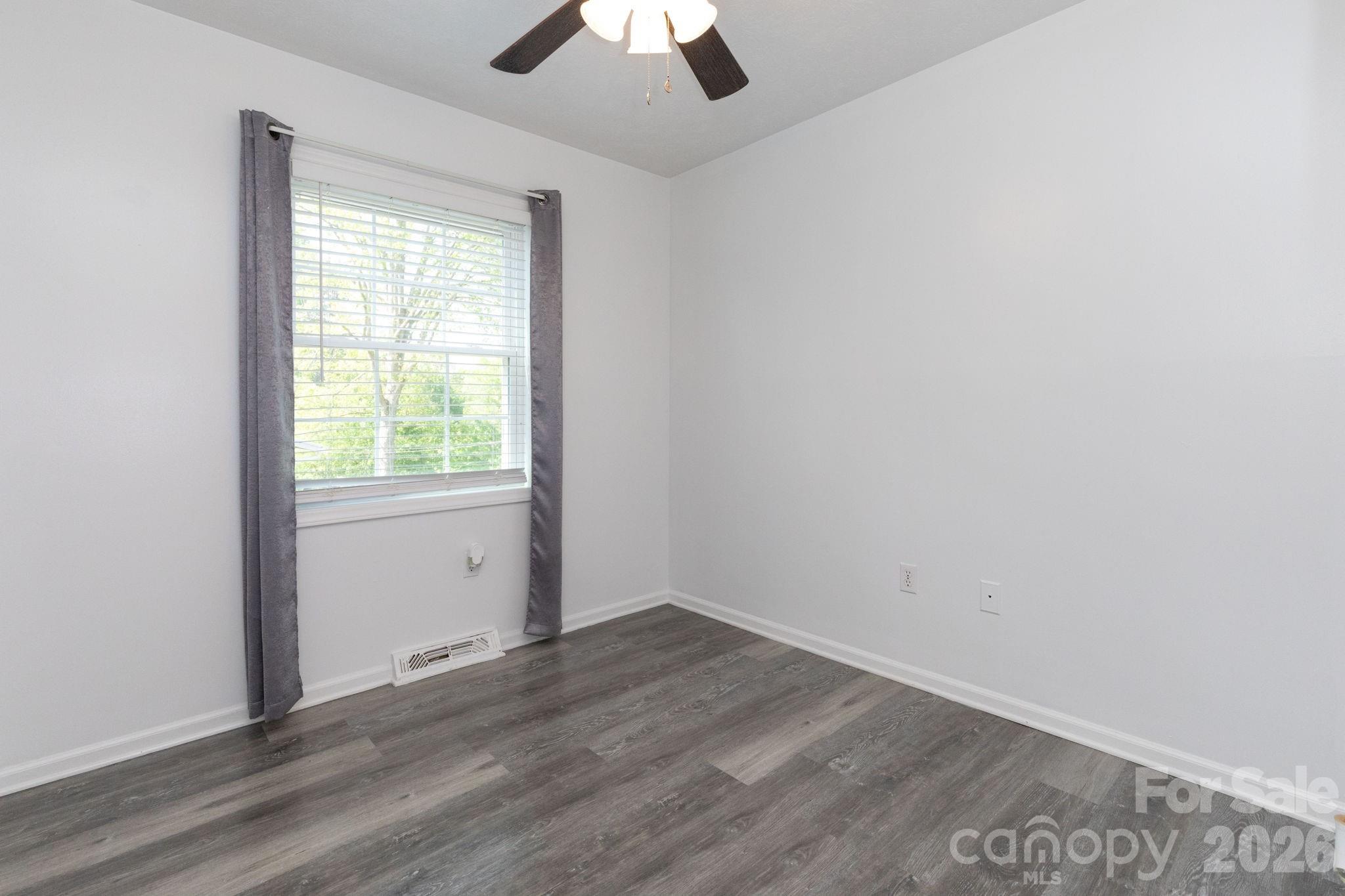 30 Compton Drive Asheville NC 28806