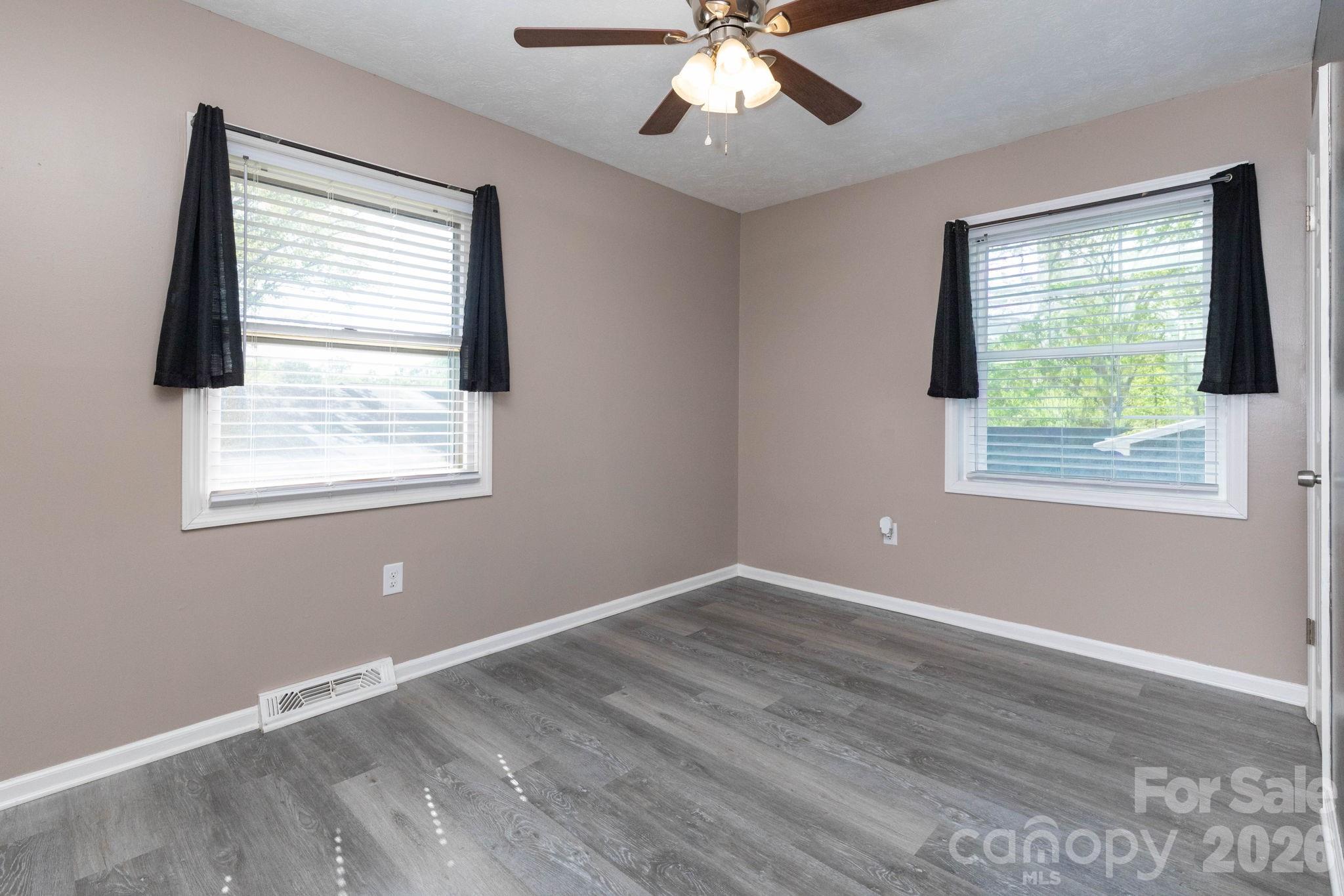 30 Compton Drive Asheville NC 28806