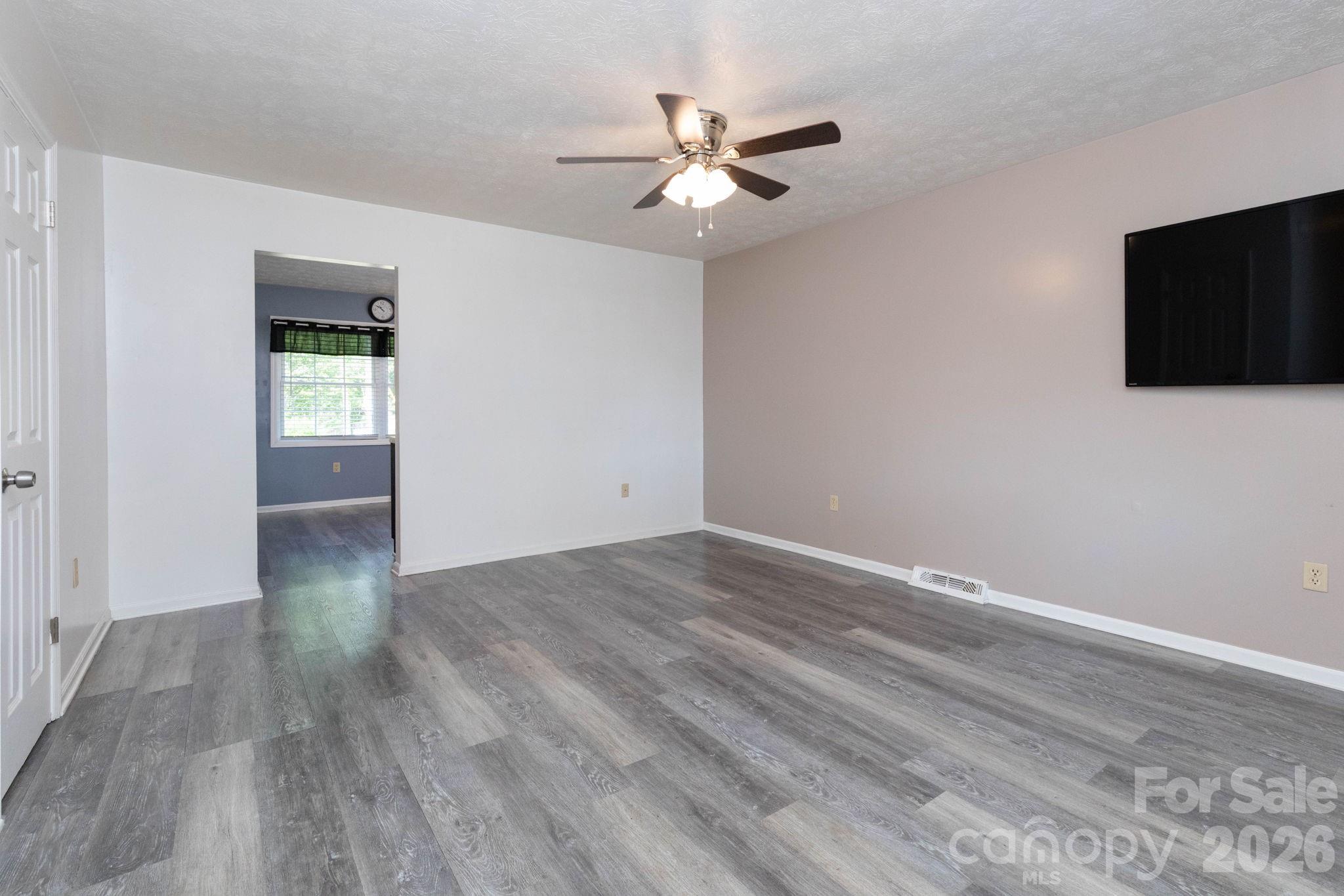 30 Compton Drive Asheville NC 28806