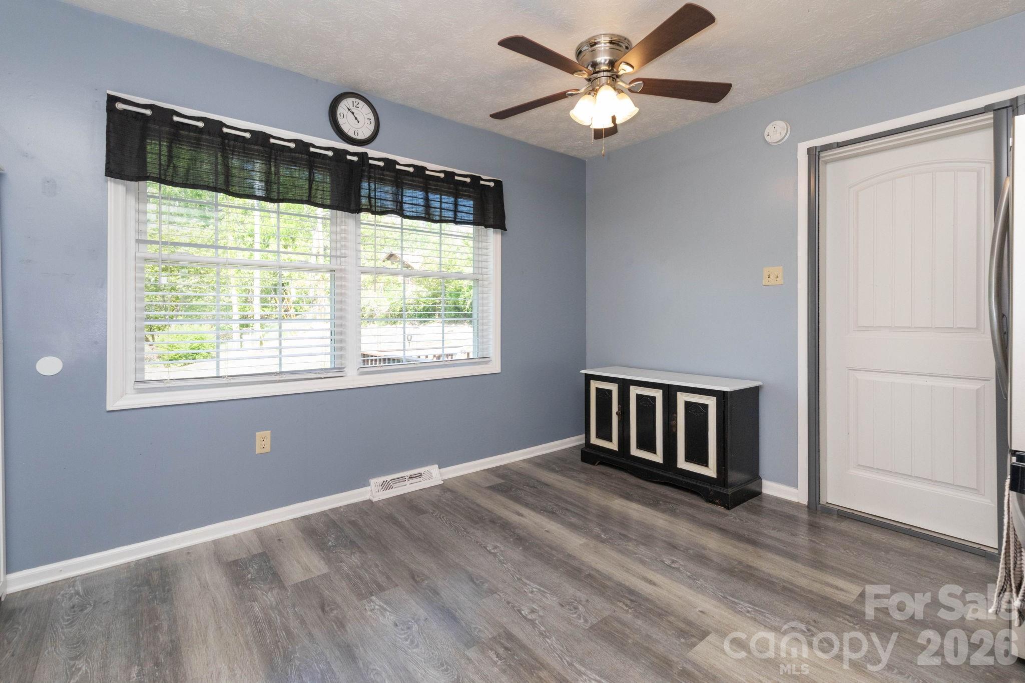 30 Compton Drive Asheville NC 28806