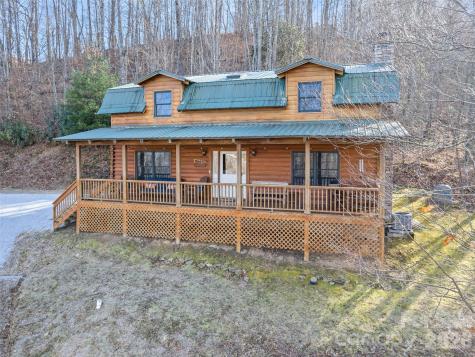 171 Sharons Bluff Franklin NC 28734