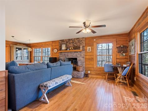 171 Sharons Bluff Franklin NC 28734
