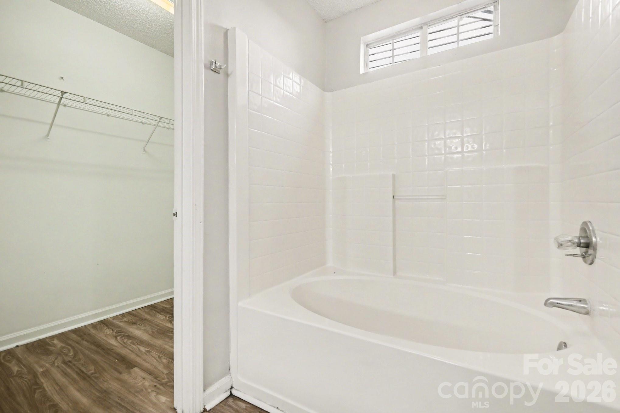 10418 Brawley Lane Charlotte NC 28215