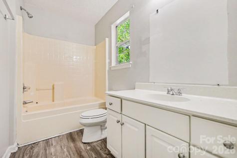 10418 Brawley Lane Charlotte NC 28215