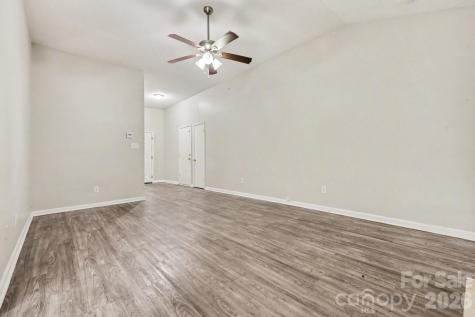 10418 Brawley Lane Charlotte NC 28215