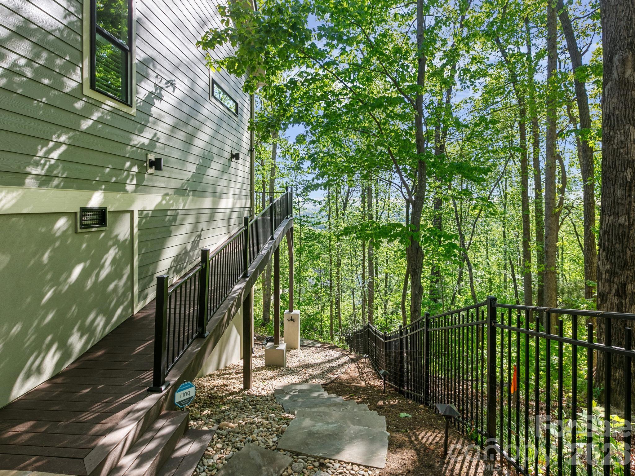 199 Garnet Way Hendersonville NC 28791
