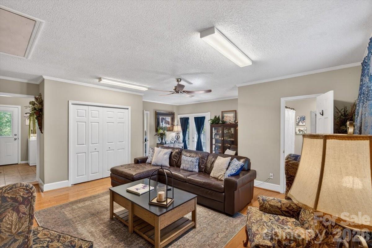 7142 Little Mountain Road Sherrills Ford NC 28673