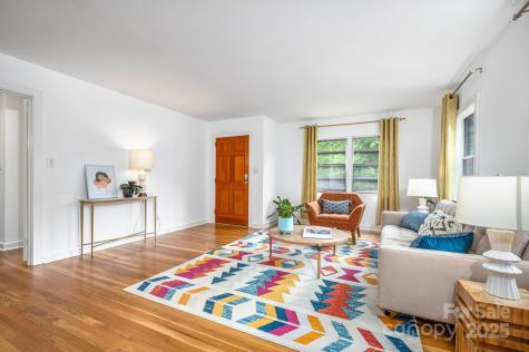 12 Canterbury Road Asheville NC 28805