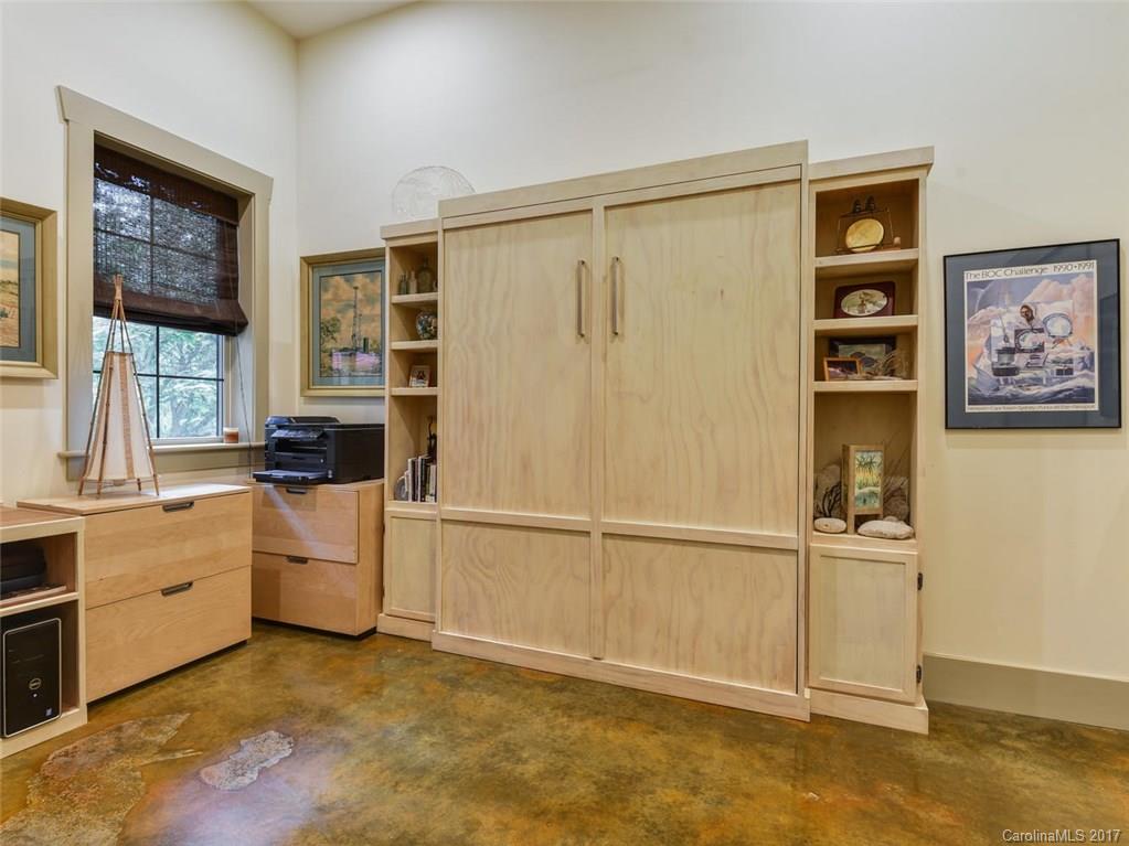 38 Sulphur Springs Road Asheville NC 28806