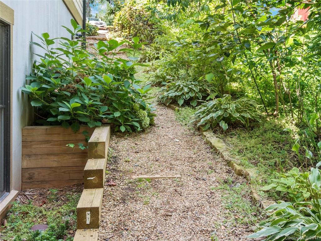 38 Sulphur Springs Road Asheville NC 28806