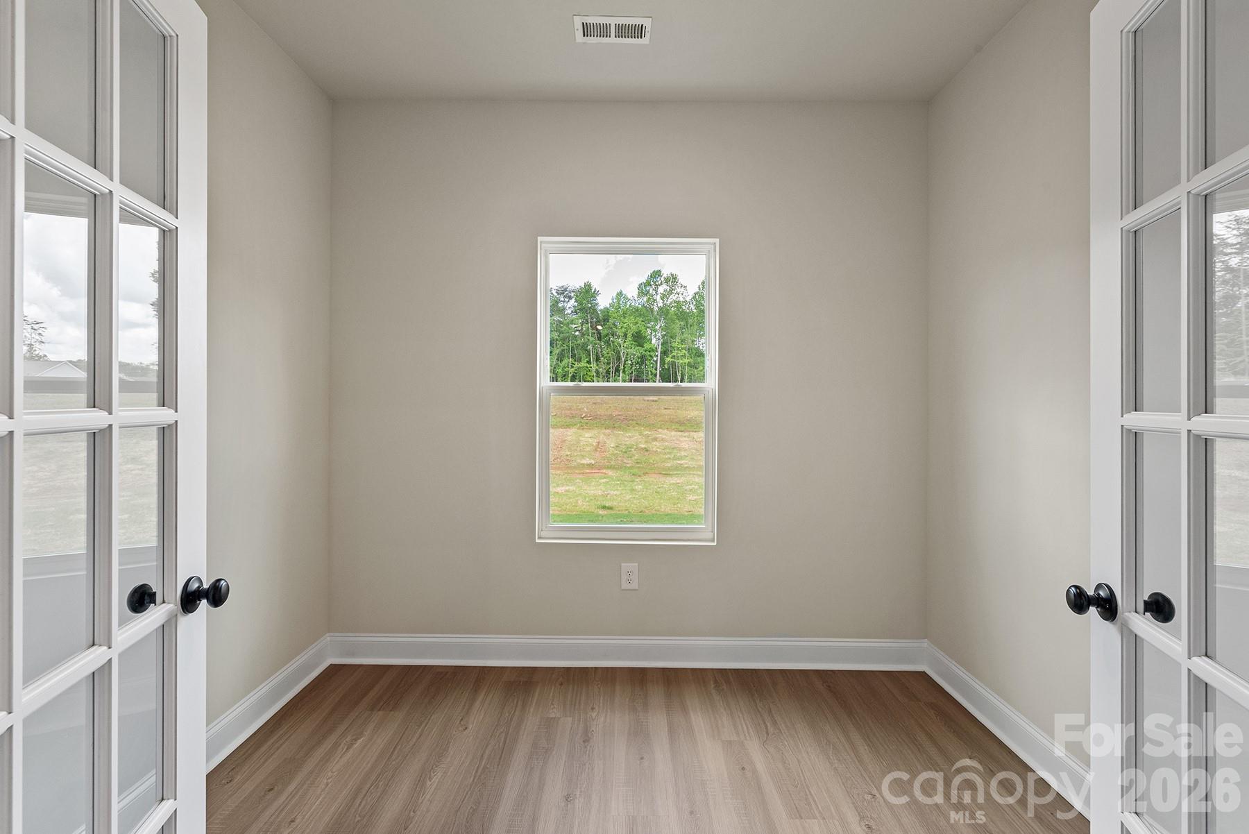 6721 Fairford Drive Charlotte NC 28215
