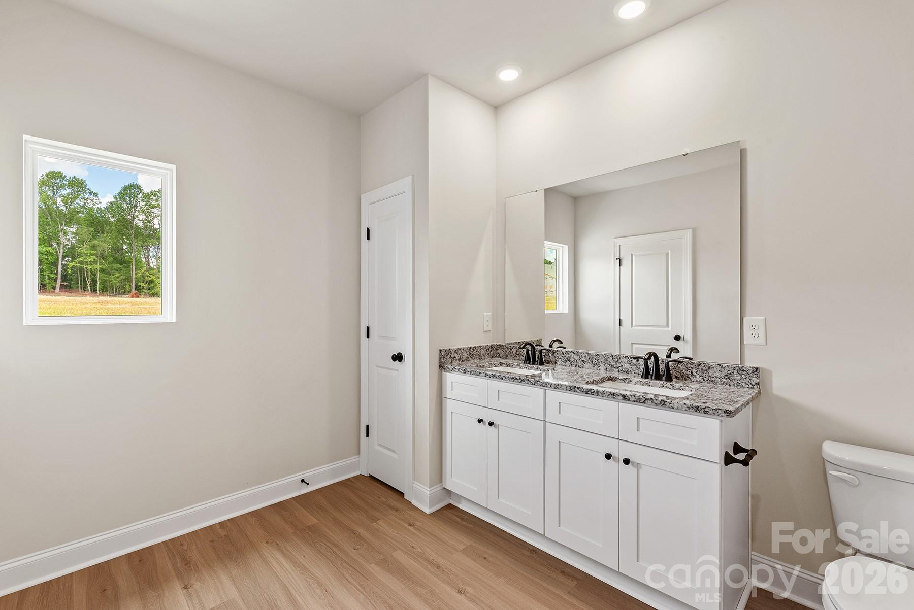 6721 Fairford Drive Charlotte NC 28215