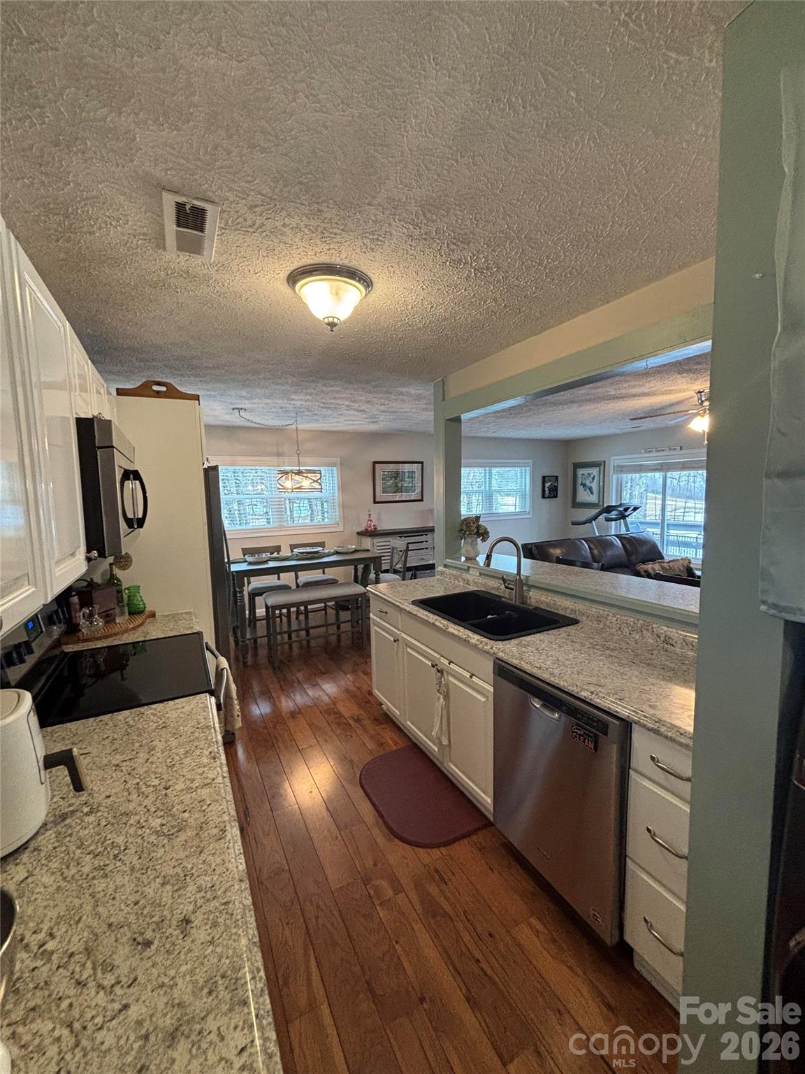 85 Crestwood Circle Newland NC 28657