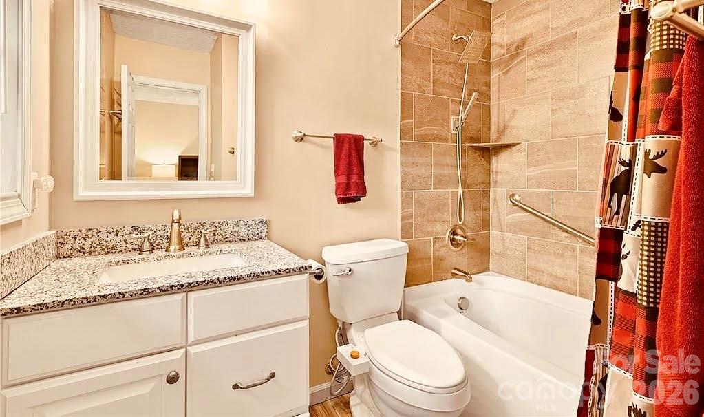 85 Crestwood Circle Newland NC 28657
