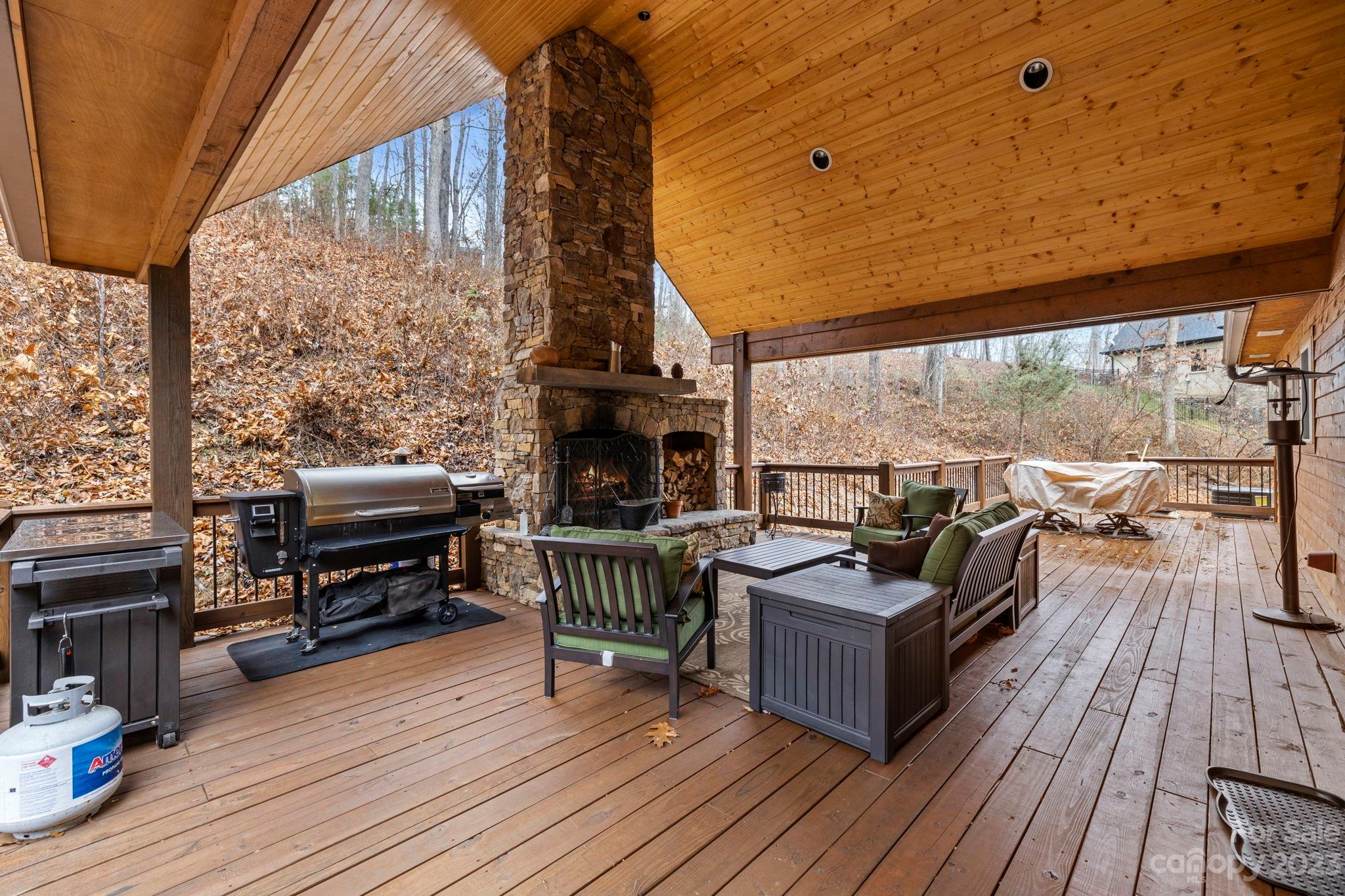 11 Leisure Wood Drive Canton NC 28716