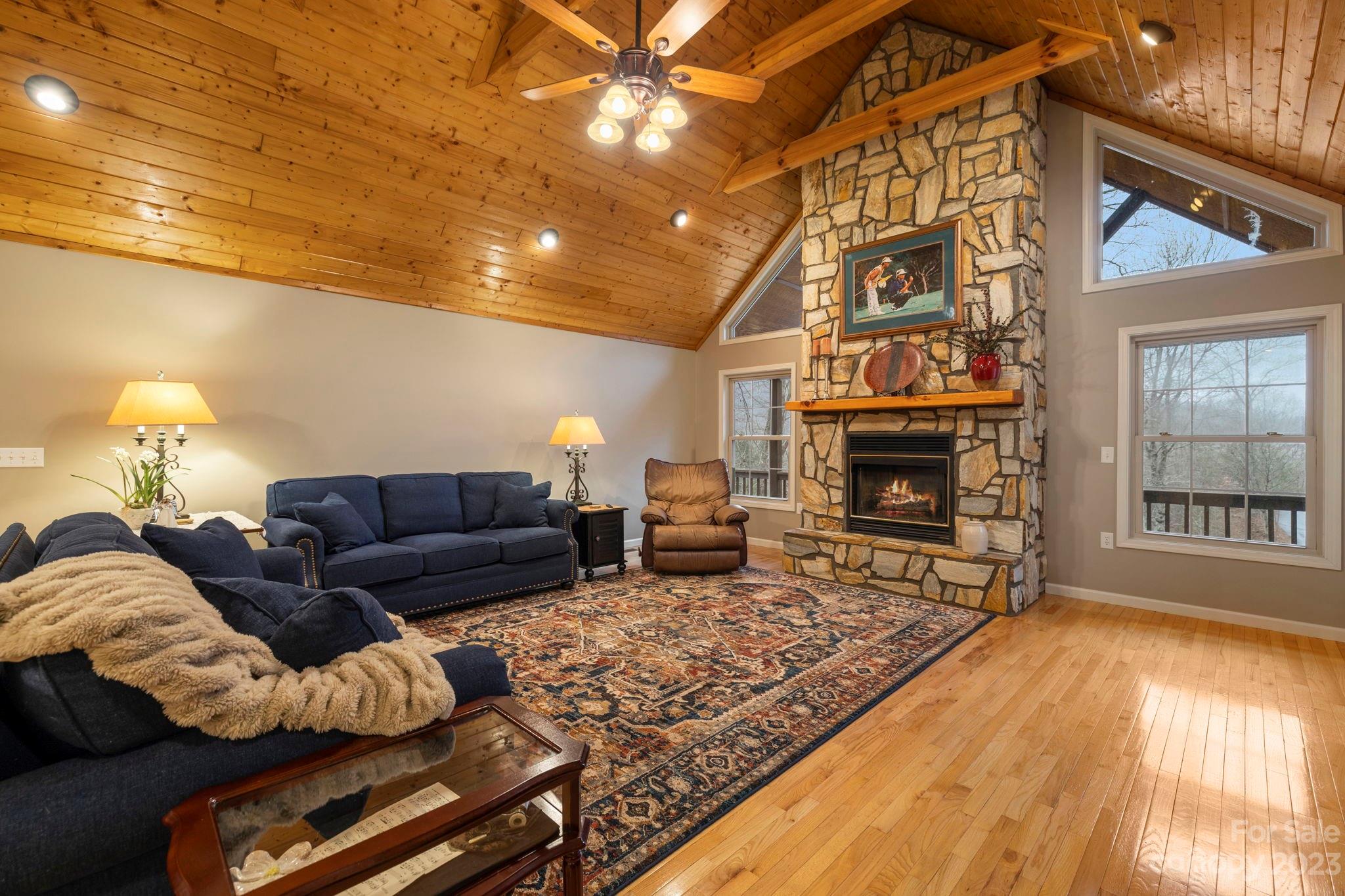 11 Leisure Wood Drive Canton NC 28716