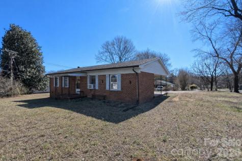 2410 Harris Henrietta Road Mooresboro NC 28114