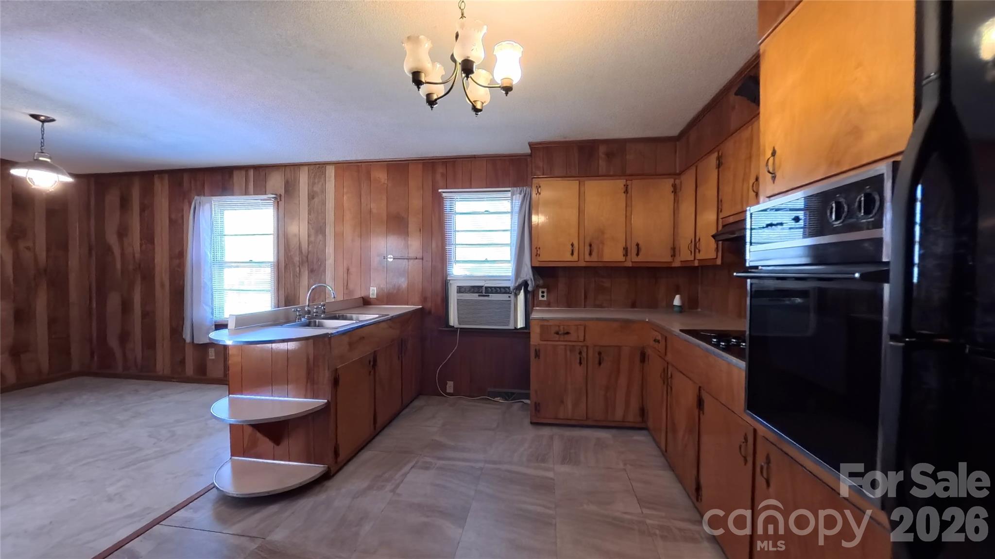 2410 Harris Henrietta Road Mooresboro NC 28114