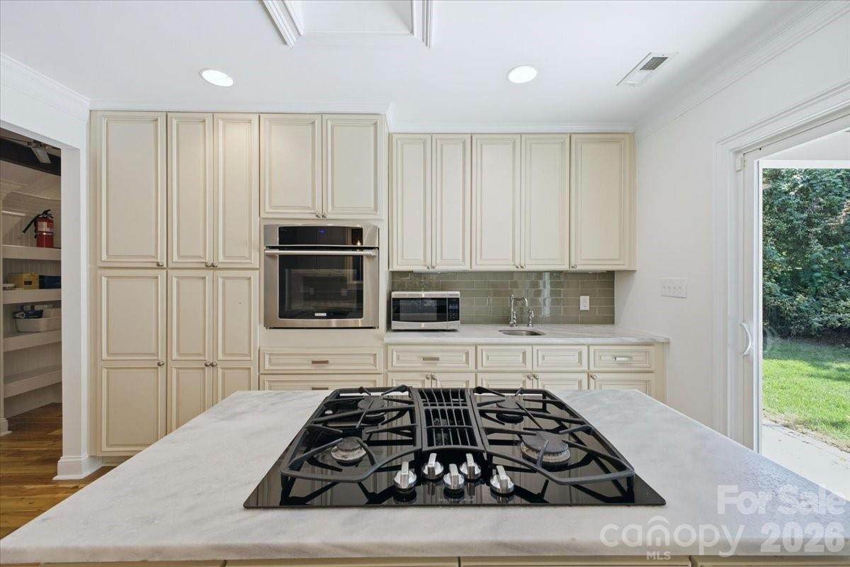 813 Walnut Avenue Charlotte NC 28208